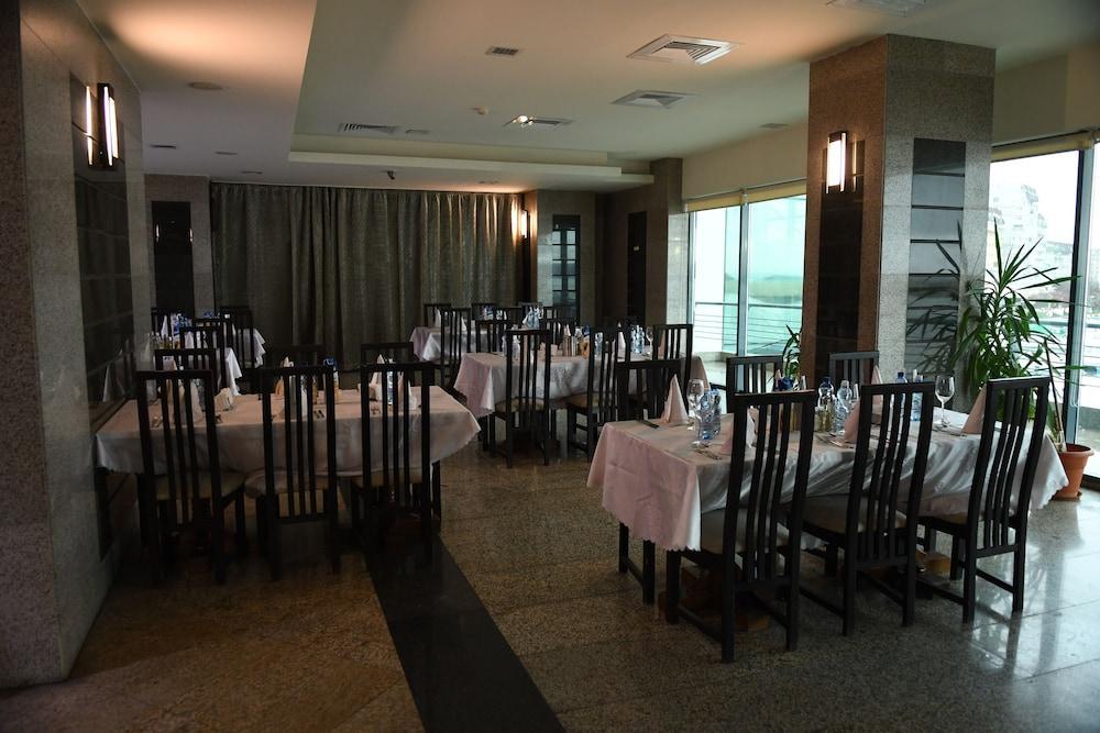 Hotel Delta 4 Tulcea Exterior photo